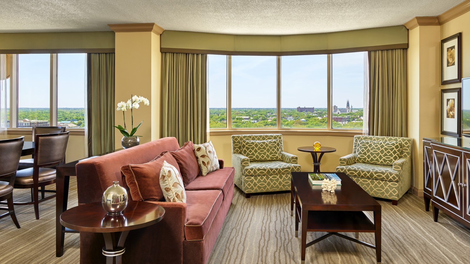 Governor Suite